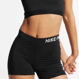 Nike Pro Dry-Fit Shorts